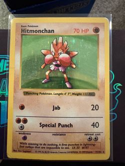 Hitmonchan Holo Pokémon Card Base Set 7/102 shadowless
