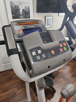 Elliptical Trainer Machine like new