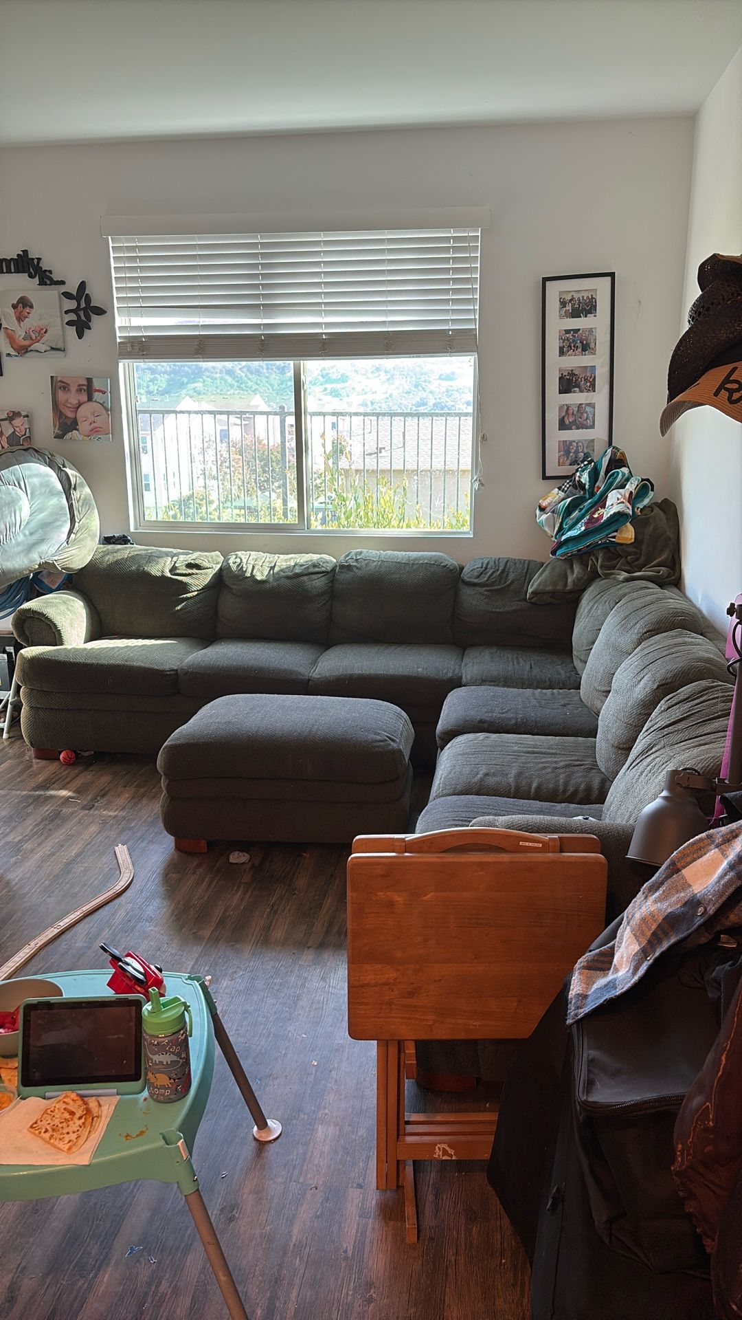 Large Sectional Couch With Ottoman 