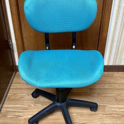 Teal Colored Office Chair 