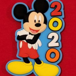 2 Disney Magnets 