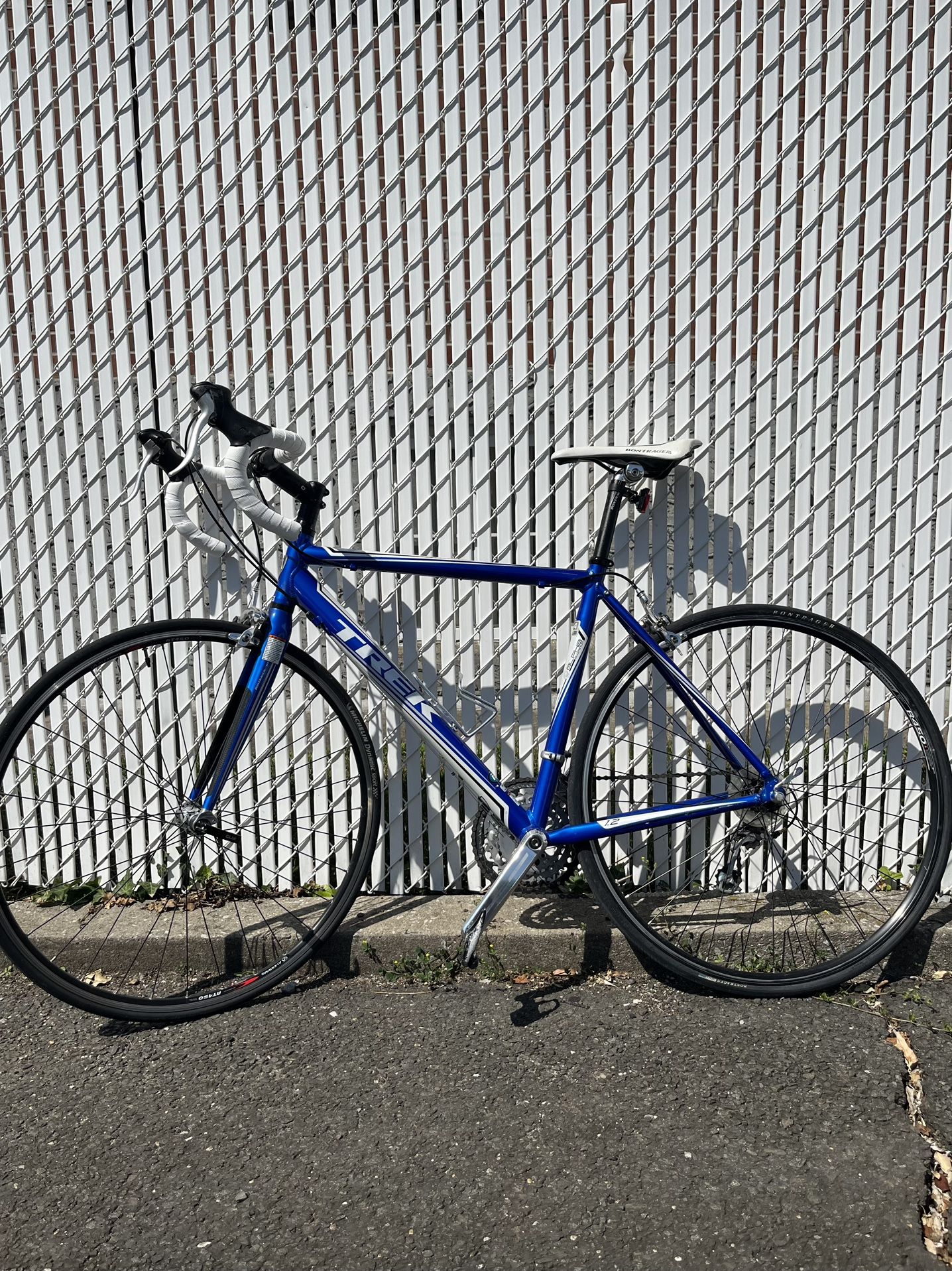 🚴 Trek Alpha 1.2 Road Bike – Medium - 54cm – Clean & Ready + Lock & Pump
