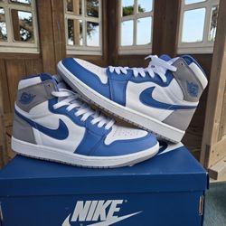 Jordan 1 'Trueblue