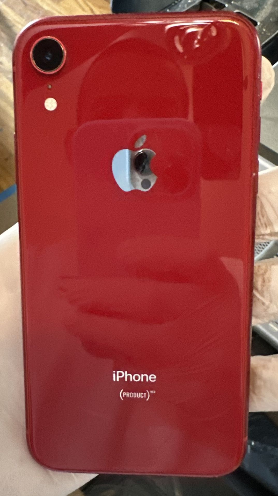 IPhone XR Red 128GB for Sale in Englewood, NJ - OfferUp
