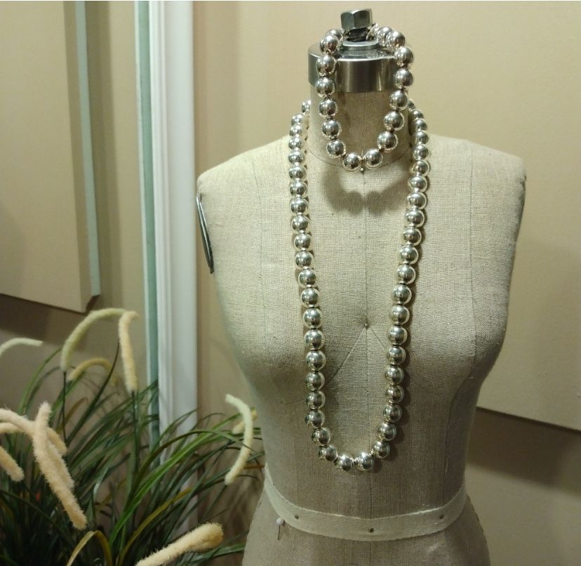 STERLING SILVER STRING BEADED NECKACE