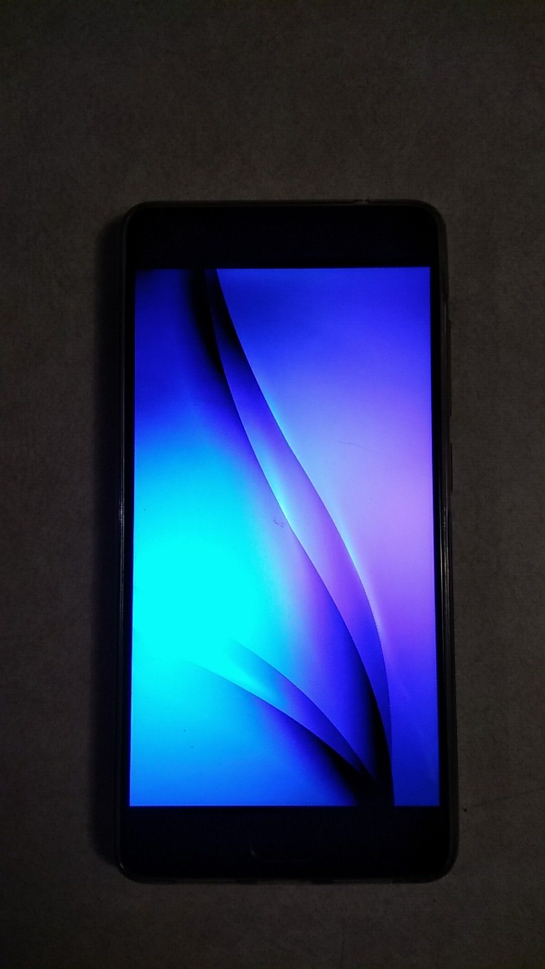 Blu life one x3 Android smartphone
