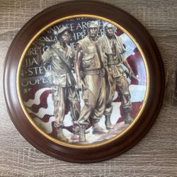 Franklin Mint Framed Vietnam veterans plate