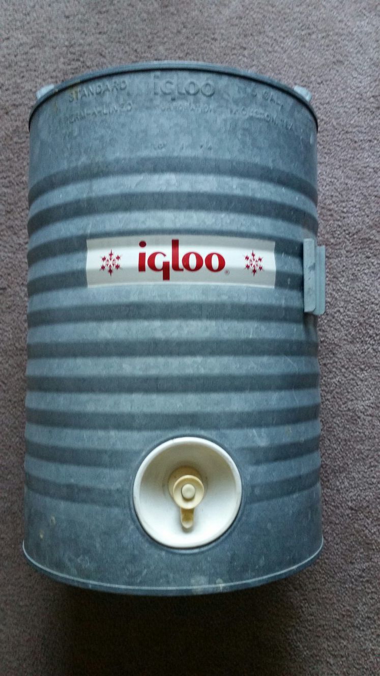 Igloo 5 Gal. Thermos Cooler Vintage Galvinized