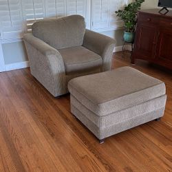 Chair With Ottoman