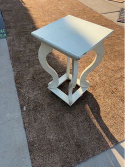 End table
