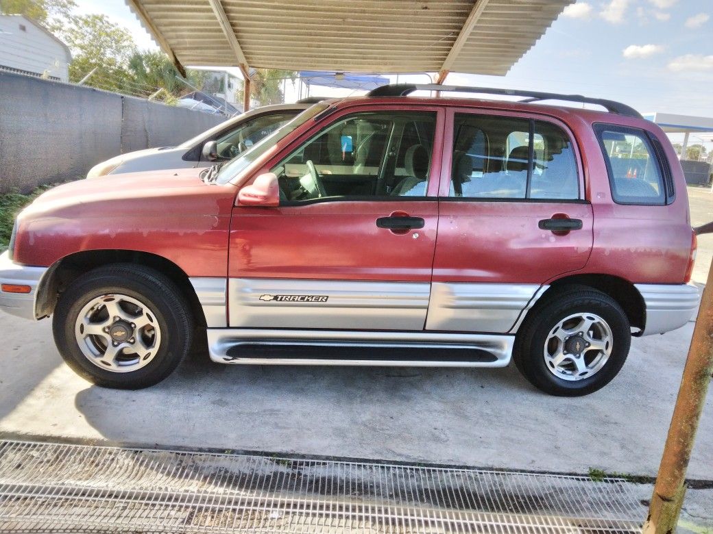 2001 Chevrolet Tracker