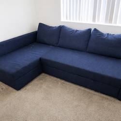 Pull-Out Sectional Couch – 5’ x 7.5’ – $50