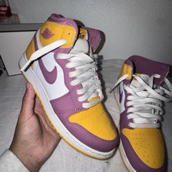 Jordan 1 Brotherhood Size 6Y Worn, good condition