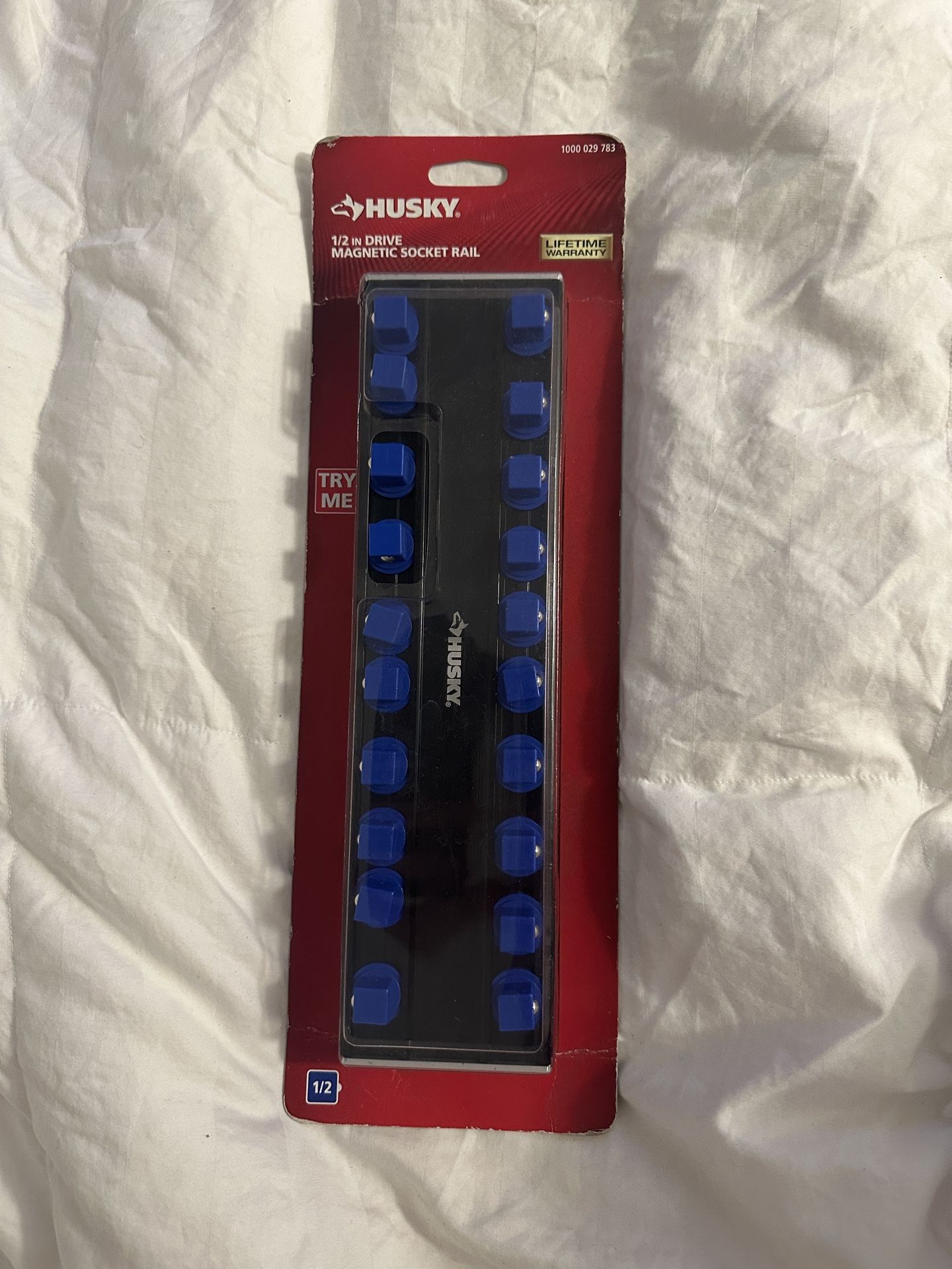 HUSKY 1/2 IN. DRIVE MAGNETIC SOCKET RAIL