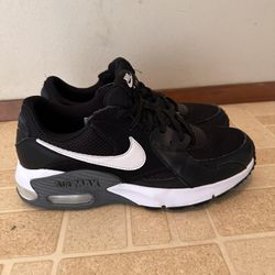Women’s Nike Air Max Excee Shoes 
