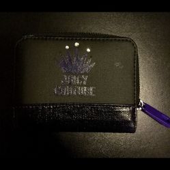 JUICY COUTURE 2000's BLACK & PURPLE CANVAS & VINYL WALLET WITH ZIPPER