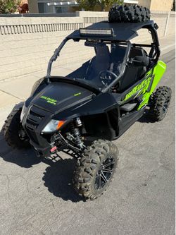 2017 Arctic Cat Wildcat XT 700 Sport