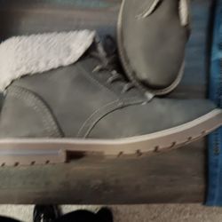 Koles Boots Size 8