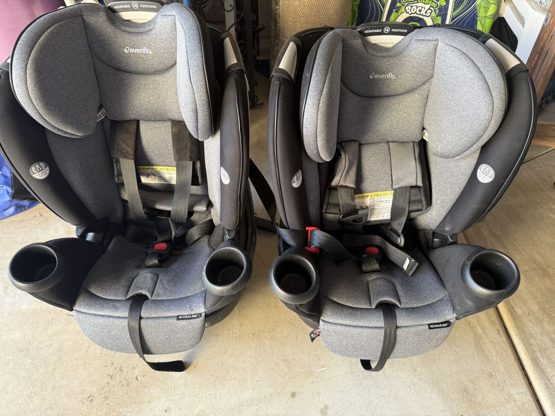 Great Condition Evenflo Revolve 360 car seats
