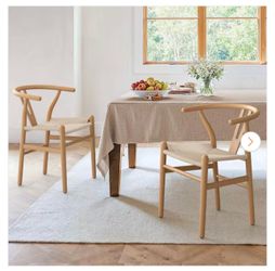Set of 2 LUE BONA Wishbone Dining Chairs in Light Brown.