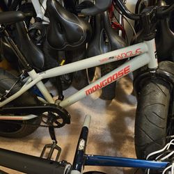 Mongoose Argus Bike MX20 Fat Tire Bicycle 