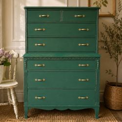 Awesome Shabby Distressed solid wood dresser