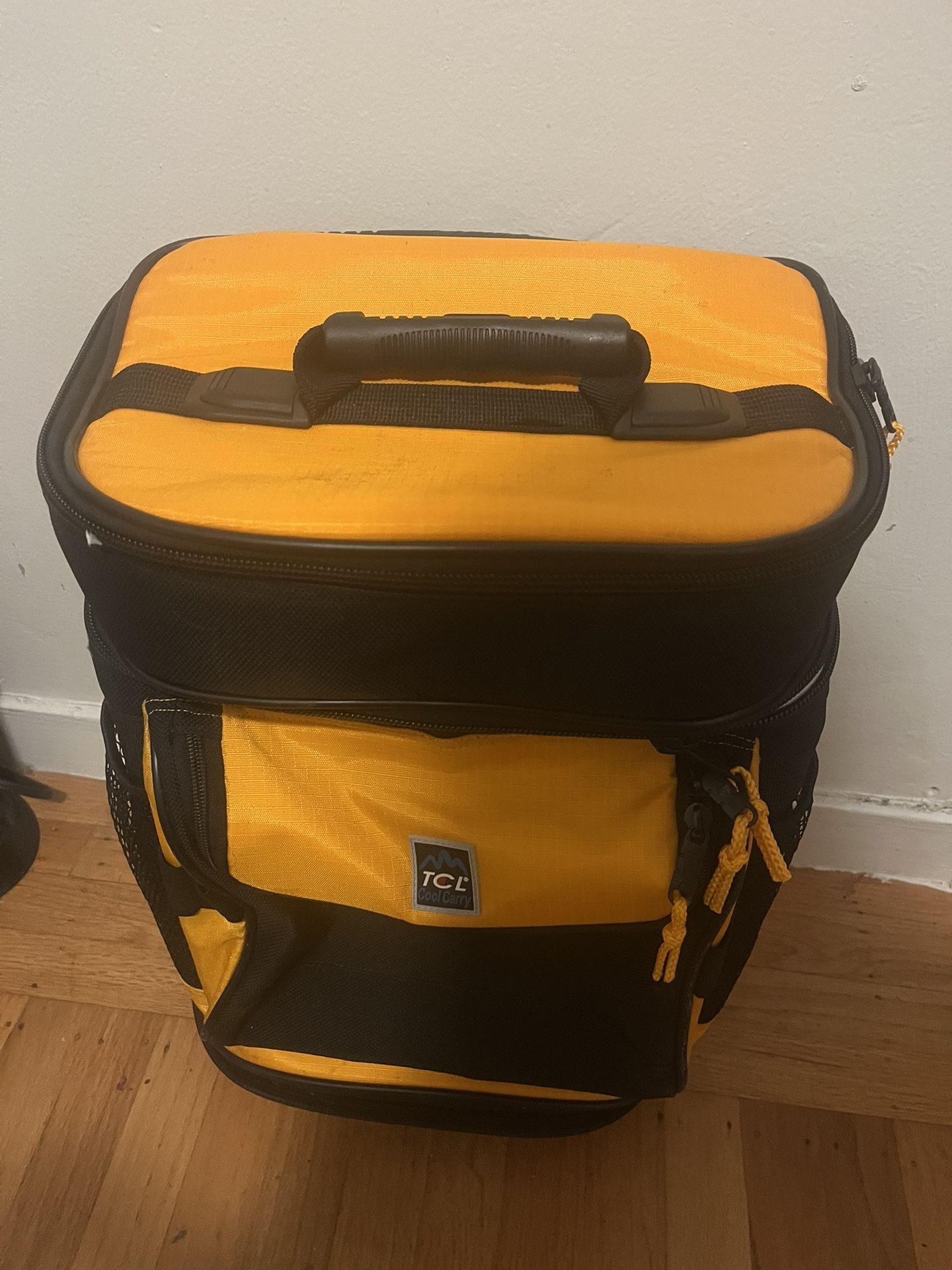 TCL Cool Carry Traveler