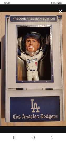 READ DESCRIPTION FOR PRICE FREDDIE FREEMAN BOBBLEHEAD PICK UP TODAY $59 NOT TOMORROW PRICE IS FOR TODAY ONLY