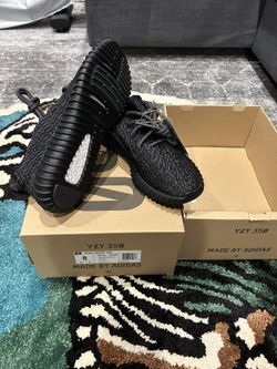 Yeezy 350 Pirate Sz 8