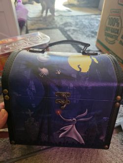Rare neca nightmare before christmas chest