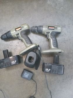 2 Craftsman Drills W 2 Batteries Charger