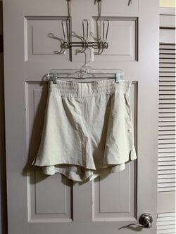 Women’s Old Navy Stretchtech Athletic Shorts NWT Size XL 4 Inch Seam