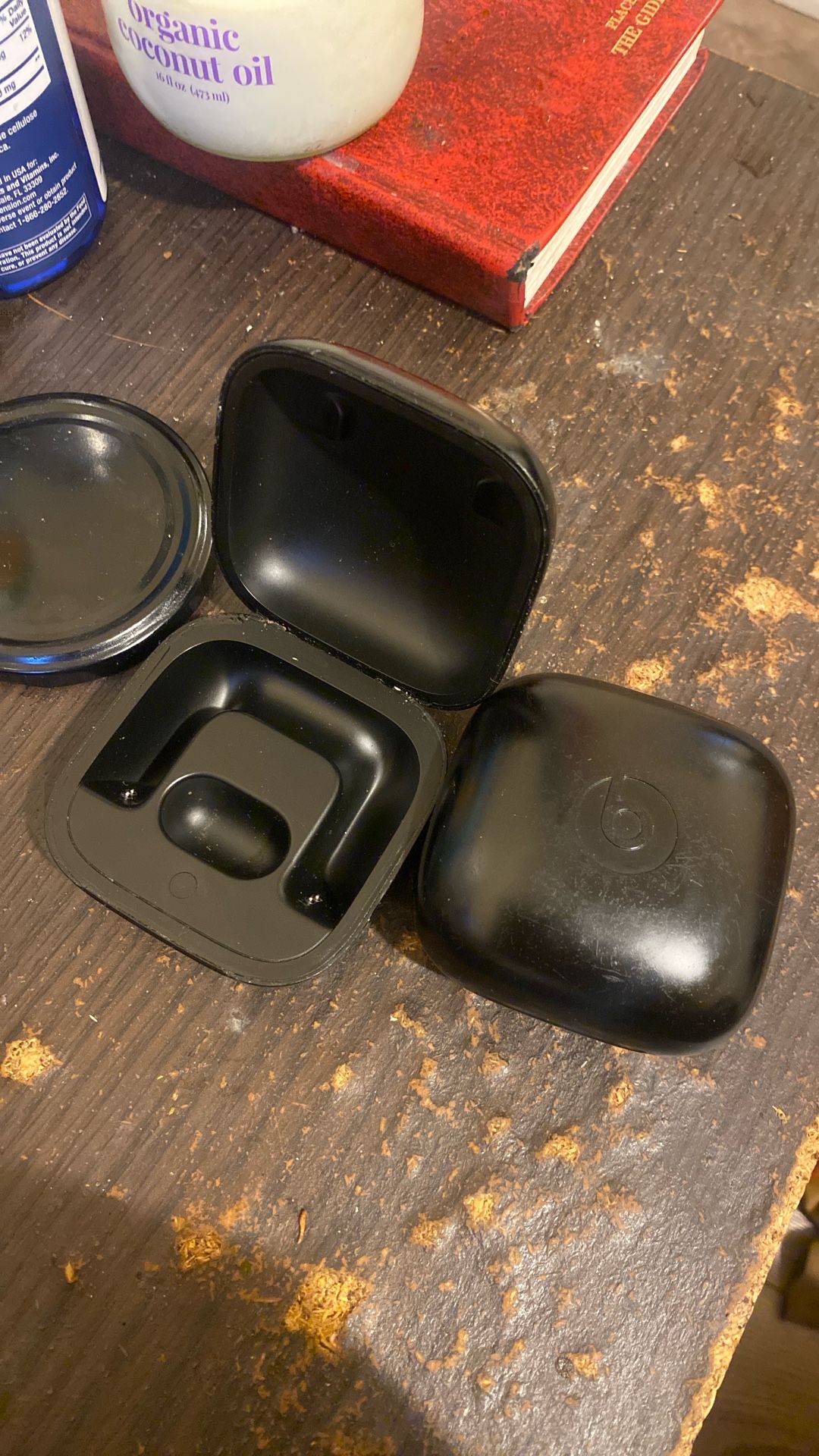 Black Powerbeats Pro Case