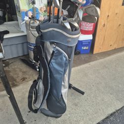 Golf clubs set