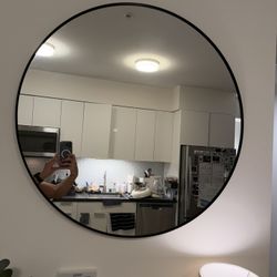 Black LINDBYN Round Mirror (31 1/2")