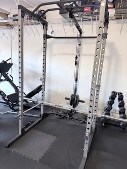 Fitness Reality Power Cage Squat Rack with LAT Pulldown, Cable Crossover, 800 lb Capacity, Multi-Grip Pull-Up Bar, Adjustable Safety Bars, Strength Tr