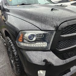 2014 RAM 1500 OEM Halogen Projector Headlamp (Passenger Side)