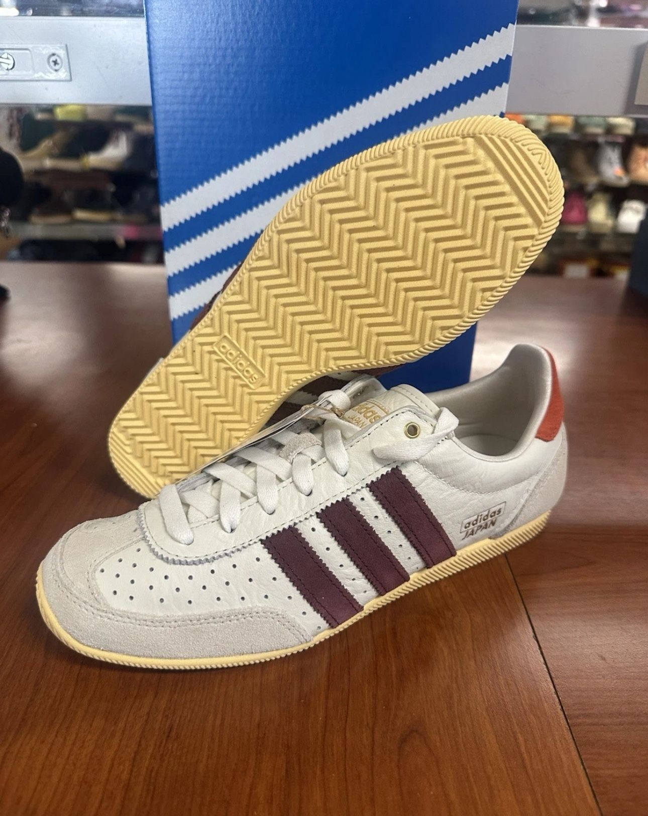 10W / 9M - [NEW] Women's adidas Japan Shoes Off White JI2662