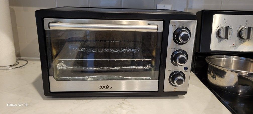 Large Convection Toaster Oven