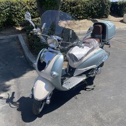 New 2024 BMS Heritage 150cc Scooter 70MPG 55MPH 