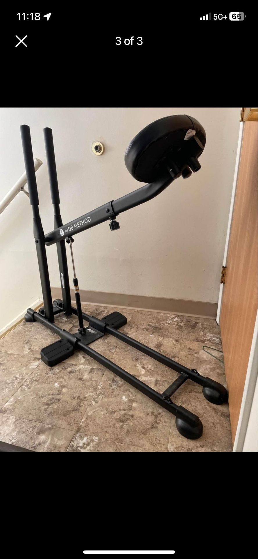 DB Method Squat Machine