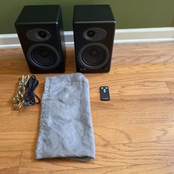 Audioengine A5+ Powered Stereo Speakers 