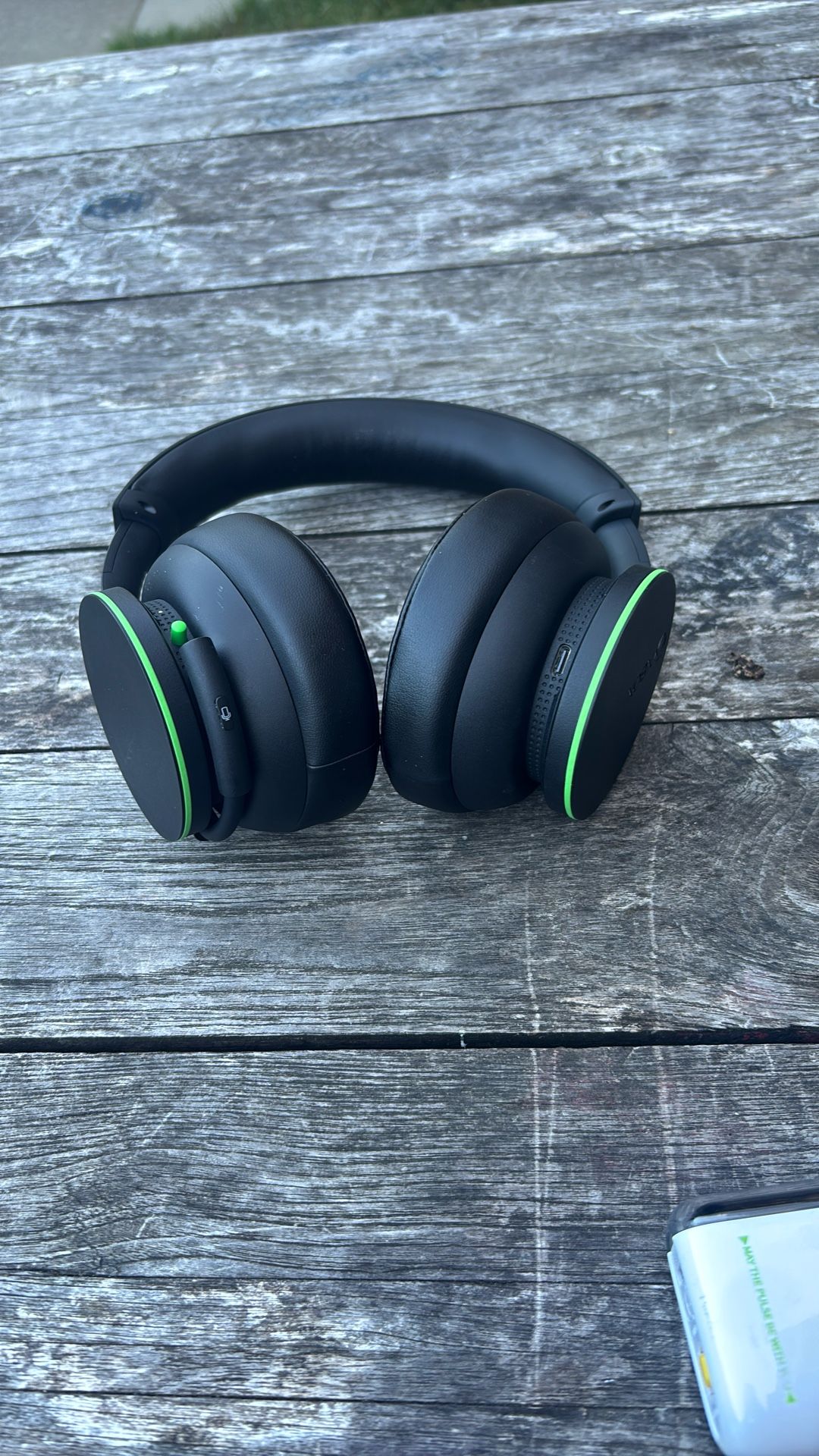XBOX wireless headset