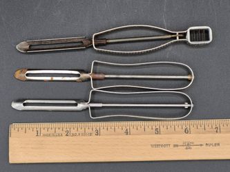 Set of 3 Vintage Ekco Peelers