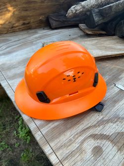 Orange hard hat