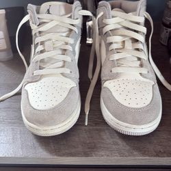 Cool Grey 1s Suede Worn Once Kept Clean 