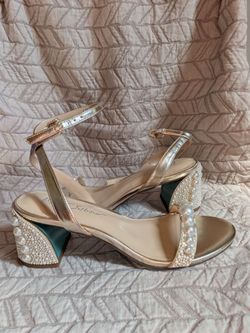 Betsy Johnson heels