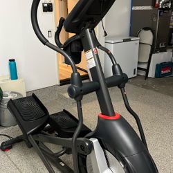 Schwinn Elliptical Machine 
