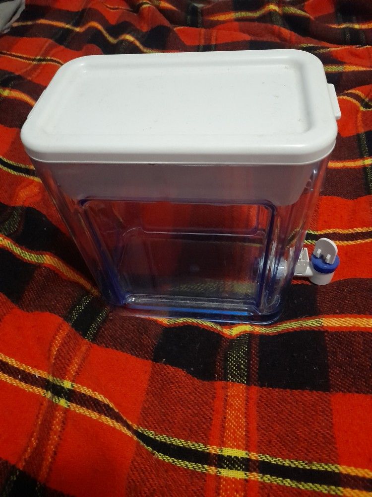Zerowater 1 gallon filtering tank