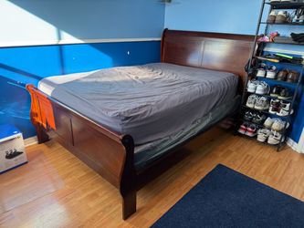 Full-Size Bed-Set